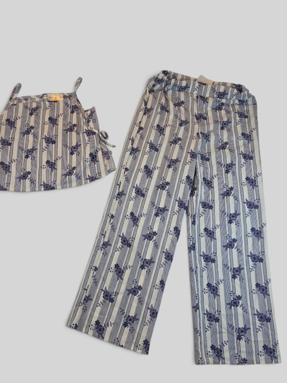 Jenna & Jessie Blue White Floral Matching Set Size 10